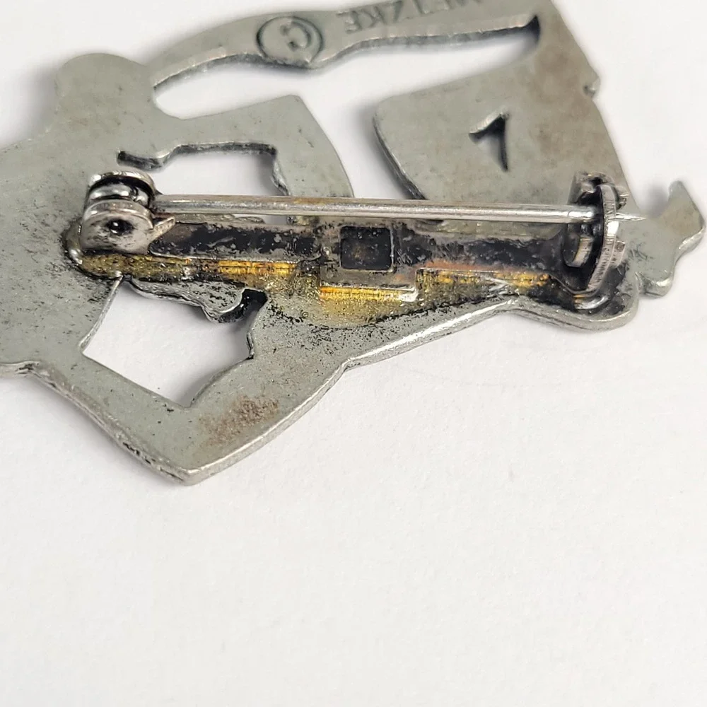 Vintage Metzke‎ Pewter Aquarius Zodiac Water Bearer Pin Brooch Silver Tone